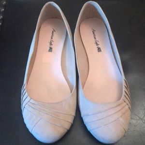 Super cute tan fabric flats